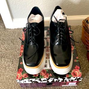 Jeffrey Campbells NIB